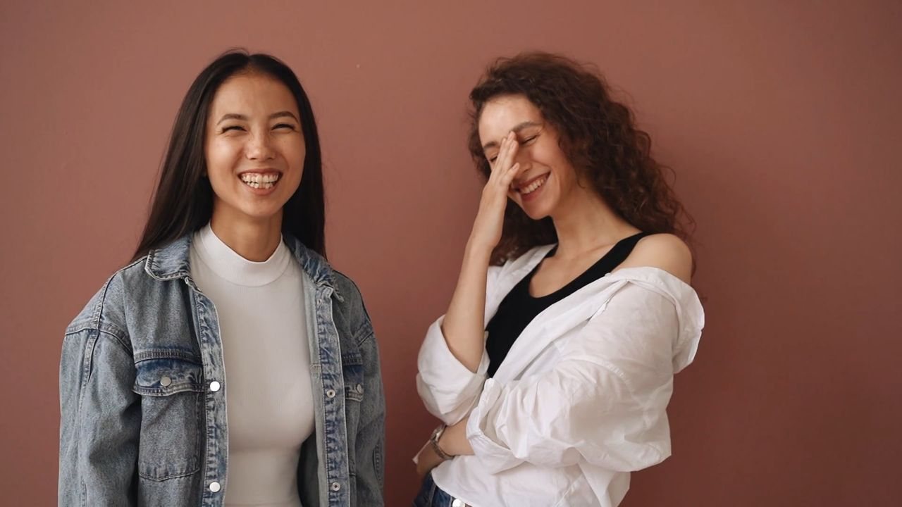 When the Joke Lands: Friends Caught Laughing